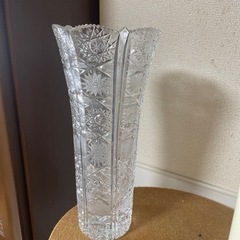クリスタルの花瓶