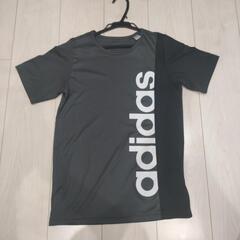 adidasアディダス　Tシャツ　150cm