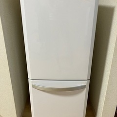 2015年製　冷蔵庫　138L