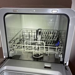アイリスオーヤマ　食器洗い乾燥機　KISHT-5000-W（美品）