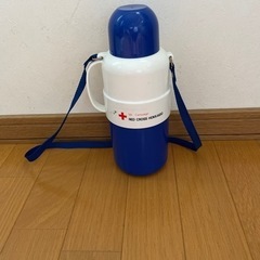 ペットボトルホルダー(500ml用)、水筒