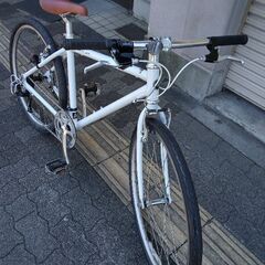 WEEKENDBIKES[ウィークエンドバイク]26吋 クロスバイク アルミ/7speed/ホワイト