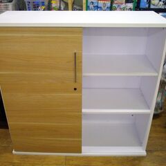 収納棚 幅119×奥行44×高さ117㎝ 棚板幅調節可能 多用途 白 ナチュラル スライド扉 札幌市 厚別区