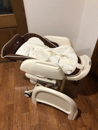 コンビ電動ハイローチェア