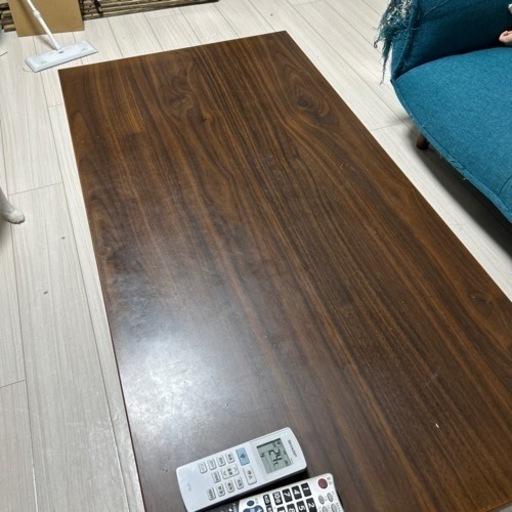 折りたたみ式テーブル