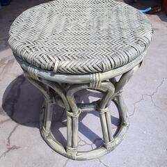竹細工の椅子