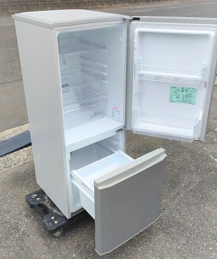 訳あり】三菱 ノンフロン冷凍冷蔵庫 MR-P15Z-S 2015年製 146Ł - 冷蔵庫 