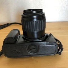 EOS 1000 S 本体　標準レンズ　偏光フィルター付 EOS 1000 S 本体 標準レンズ 偏光フィルター付