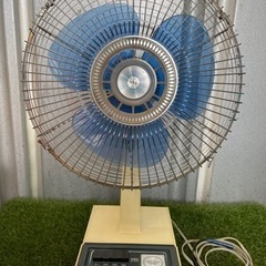 昭和レトロ　　NEC 卓上形扇風機　古い扇風機