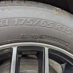 アクア　ホイール