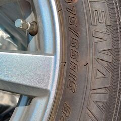 175/65r15　スタッドレス　ほぼ新品数ヵ月のみ