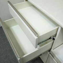 高年式!2022年製! ニトリ/NITORI キッチンボード アルミナ2 ホワイト 幅100cm ハイグロス 食器棚 100KB WH 中古家具 店頭引取歓迎 R7285