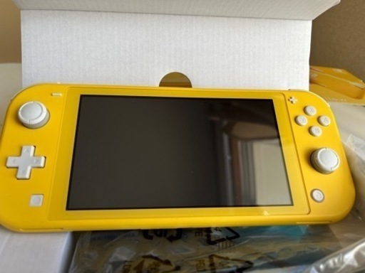 [相談可]1回使用Nintendo Switchライト　イエロー