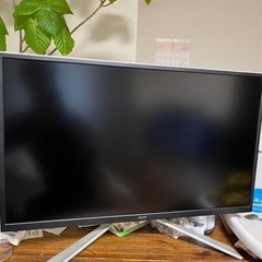 4Kモニター　31.5インチ