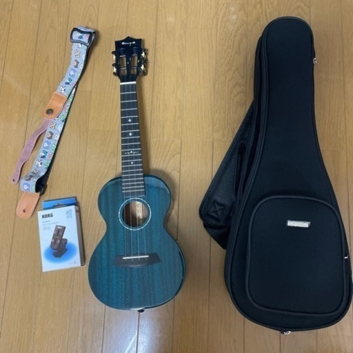 新品，未使用。Enya EUC-MAD Blueコンサートウクレレ新しいの初心者セット【AAAマホガニー全単板ウクレレ】