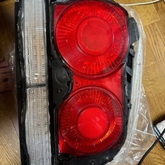 ER/HR34 4ドア LEDテール カバー付きデリカD:5 左ヘッドライト