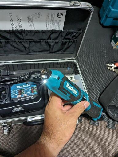 makita マキタ　ペン型インパクトドライバー　TD022DSHX