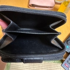 PRADAの財布