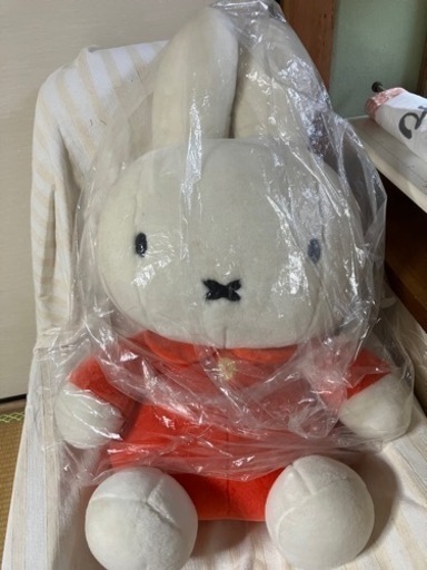 ミッフィー　4L特大ぬいぐるみ