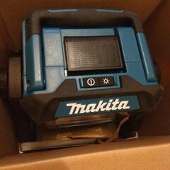 マキタ充電式スタンドライト