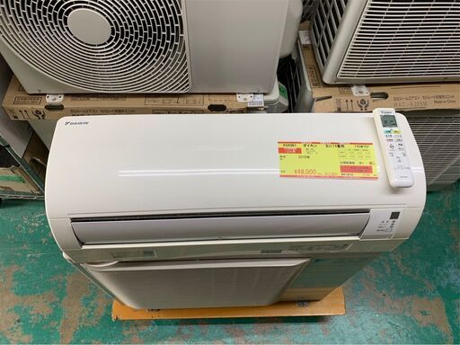 K04361  2019年　ダイキン　中古エアコン　主に14畳用　冷房能4.0kw/暖房能力5.0kw