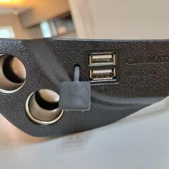 シエンタ用　シガーソケット増設電源ユニット　USB 充電器　カーメイト