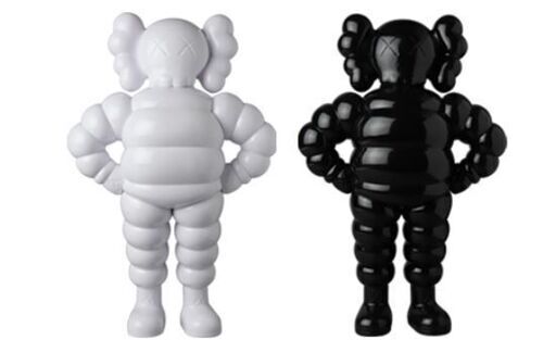 KAWS CHUM OPEN EDITION WHITE／BLACK お譲りいたします。