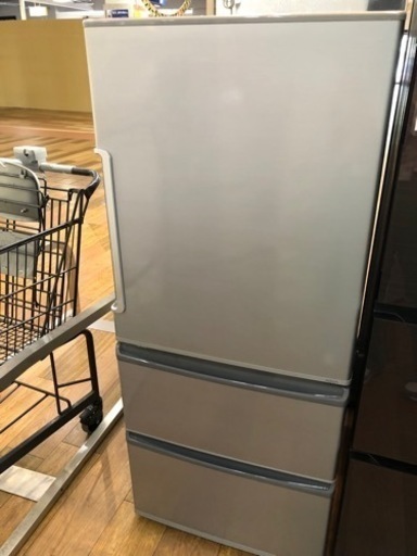 取りに来れる方限定！ＡＱＵＡの３ドア冷蔵庫です！