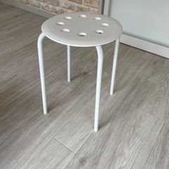 IKEA 丸椅子