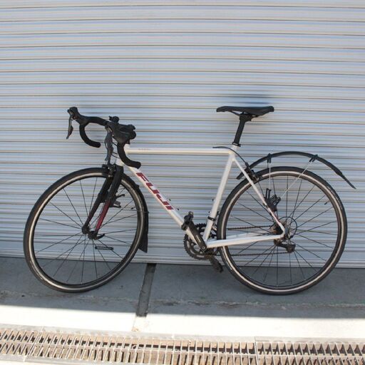 T217) FUJI フジ NAOMI ナオミ ロードバイク カーボンフォーク アルミフレーム 3×8速 540㎜ 21年式 アイスホワイト 700x25C【防犯登録解除済】