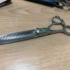 左利き用　美容師　シザー　2本