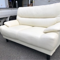 福岡市内配送無料 2人掛けソファ ホワイト色