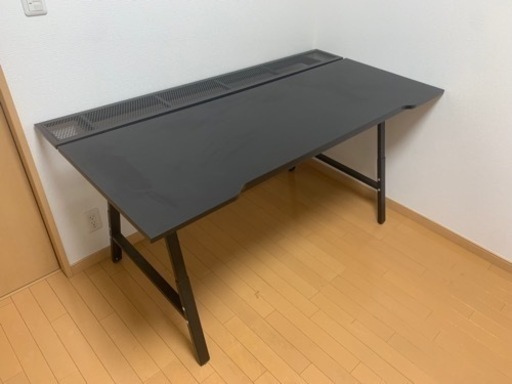 IKEA ゲーミングデスク 5950円