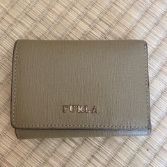 FURLAの財布1000円です。