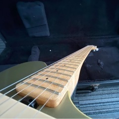 兵庫県　ERNIEBALL MUSICMAN AXIS  SUPER SPORTエレキギター