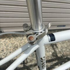 新品★未使用　ミニベロ　20インチ　シマノ6段ギア　ホワイトレッドリム