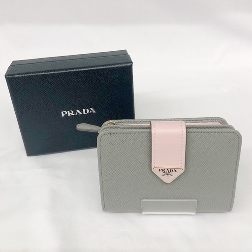 PRADA サフィアーノ 二つ折り財布 中古品