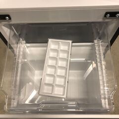 美品【2023年製】 SHARP つけかえどっちもドア SJ-D15J ホワイト