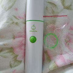 Babysmile　電動鼻水吸い器