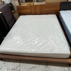 キングサイズベッド 木目ウッドフレーム【ユーズドユーズ名古屋天白店】J2682