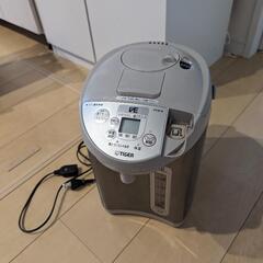 3L電気ポット、必要の方に譲ります。