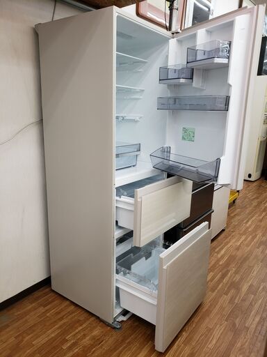 TOSHIBA  356L　　3ドア冷蔵庫　　ＧＲ-Ｔ86ＳＶ（ＺＣ）　　　　2021年製