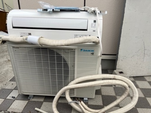 ＊DAIKIN ダイキン ルームエアコン AN40ZEP-W 2022年製 おもに14畳用 リモコン 取説付き