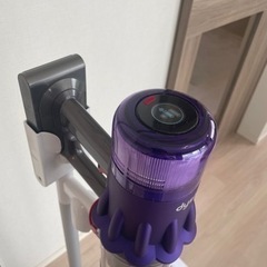 【美品】ダイソン 掃除機　Dyson Digital Slim Fluffy SV18FF