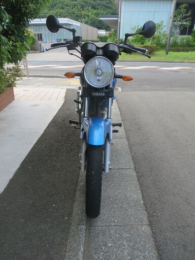 ヤマハ　YBR125　実働中古車(要整備)　エンジン実働ジャンク車　　バッテリーフル充電済　ナンバー登録書類あり ヤマハ YBR125 実働中古車(要整備) エンジン実働ジャンク車 バッテリー