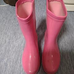 ピンクの長靴