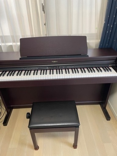 鍵盤楽器、ピアノ Roland HP203-MH