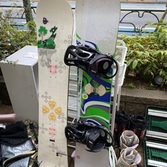 【7/22朝まで】スノーボード板、ブーツ