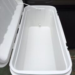 【即納!! / 新品・未使用品】 igloo（イグルー）　ポーラー　120QT（113.5） 大型・大容量　クーラーボックス　水抜き栓付き