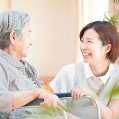 【学歴不問】介護付有料老人ホームでの介護サポート業務